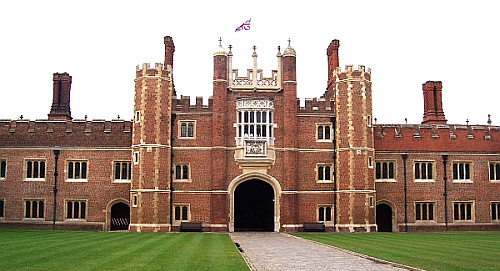 Hampton court